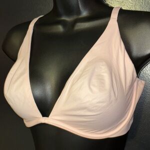 Incredible by Victoria’s Secret soft unlined plunge bra. Size 34DD light pink.